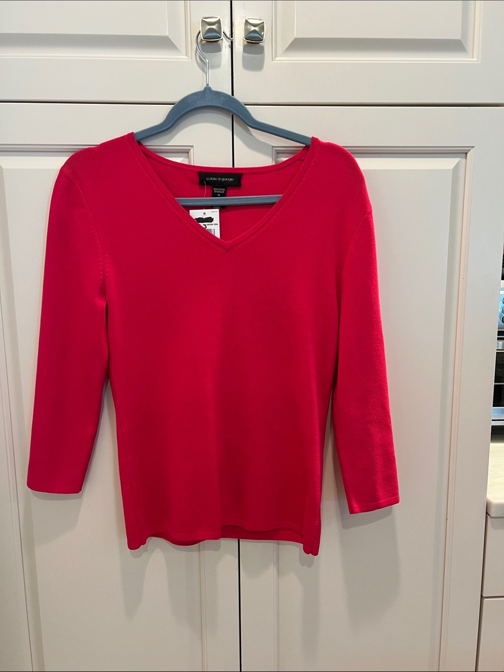 Cable & Gauge Bright Fuchsia V-Neck Sweater M